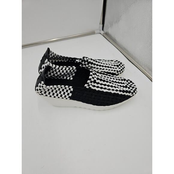 Womens Platform Wedge Braided Walking Shoe Black And White Basket Weave size 42 - Picture 2 of 4
